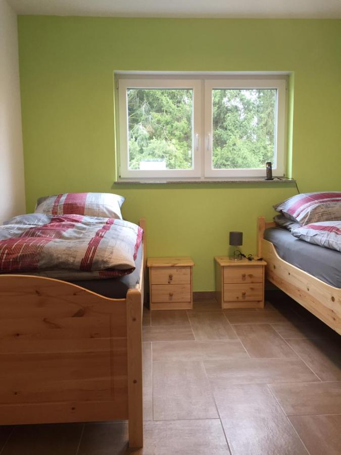 hunsruecker-fewo - Die Erlebnishütte - 2 Ferienwohnungen im Hunsrück in Unzenberg Gobenhausen Habitación foto