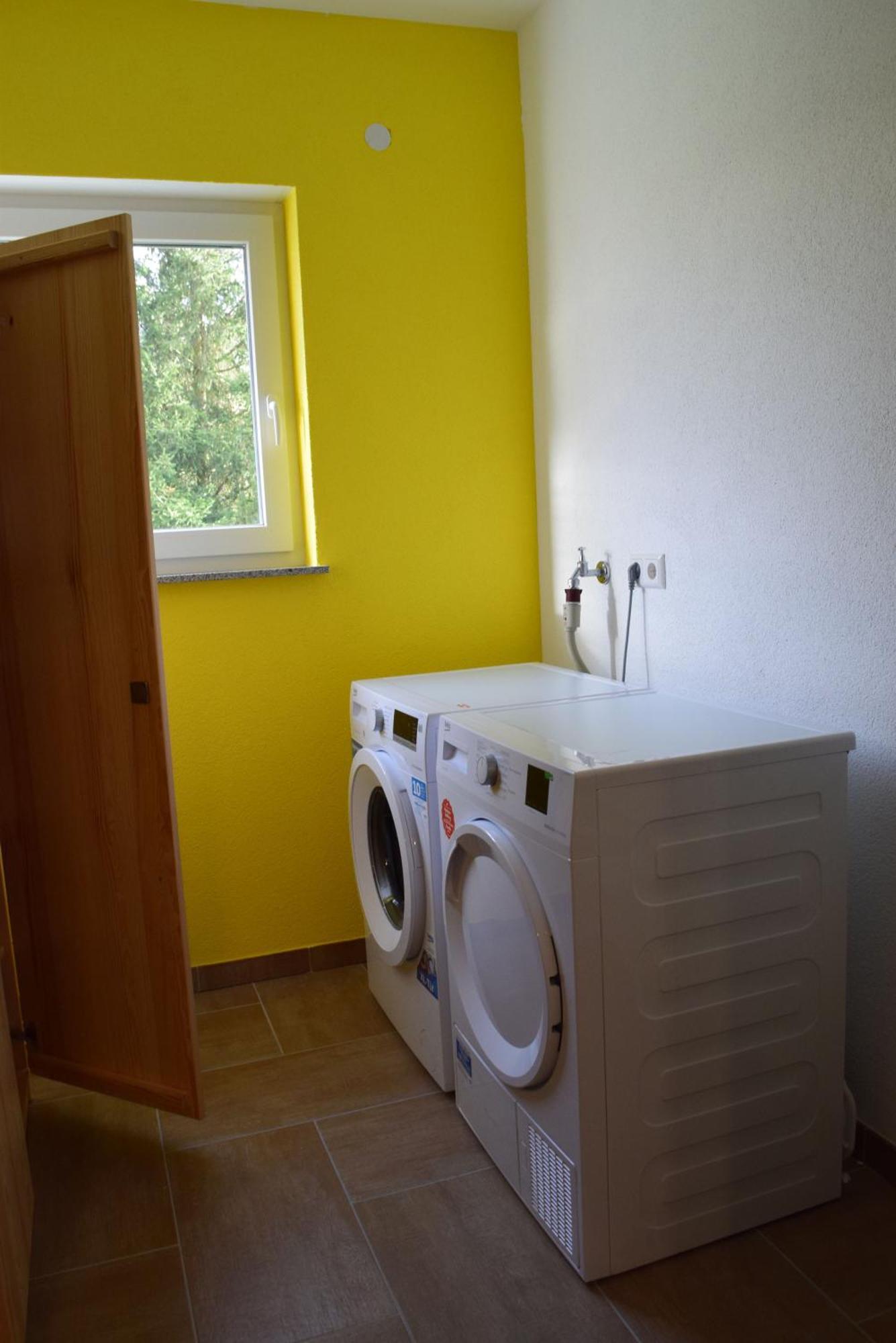 hunsruecker-fewo - Die Erlebnishütte - 2 Ferienwohnungen im Hunsrück in Unzenberg Gobenhausen Habitación foto